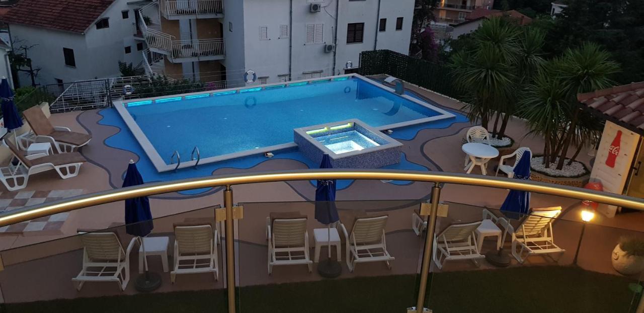 Niksic Apartment *